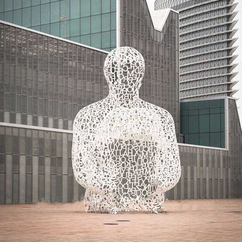 不銹鋼雕塑工廠，鏤空不銹鋼人物雕塑